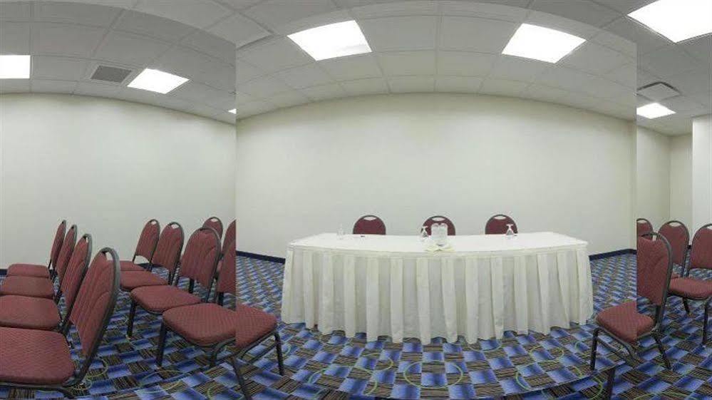 Holiday Inn Express & Suites Williamsport By Ihg מראה חיצוני תמונה